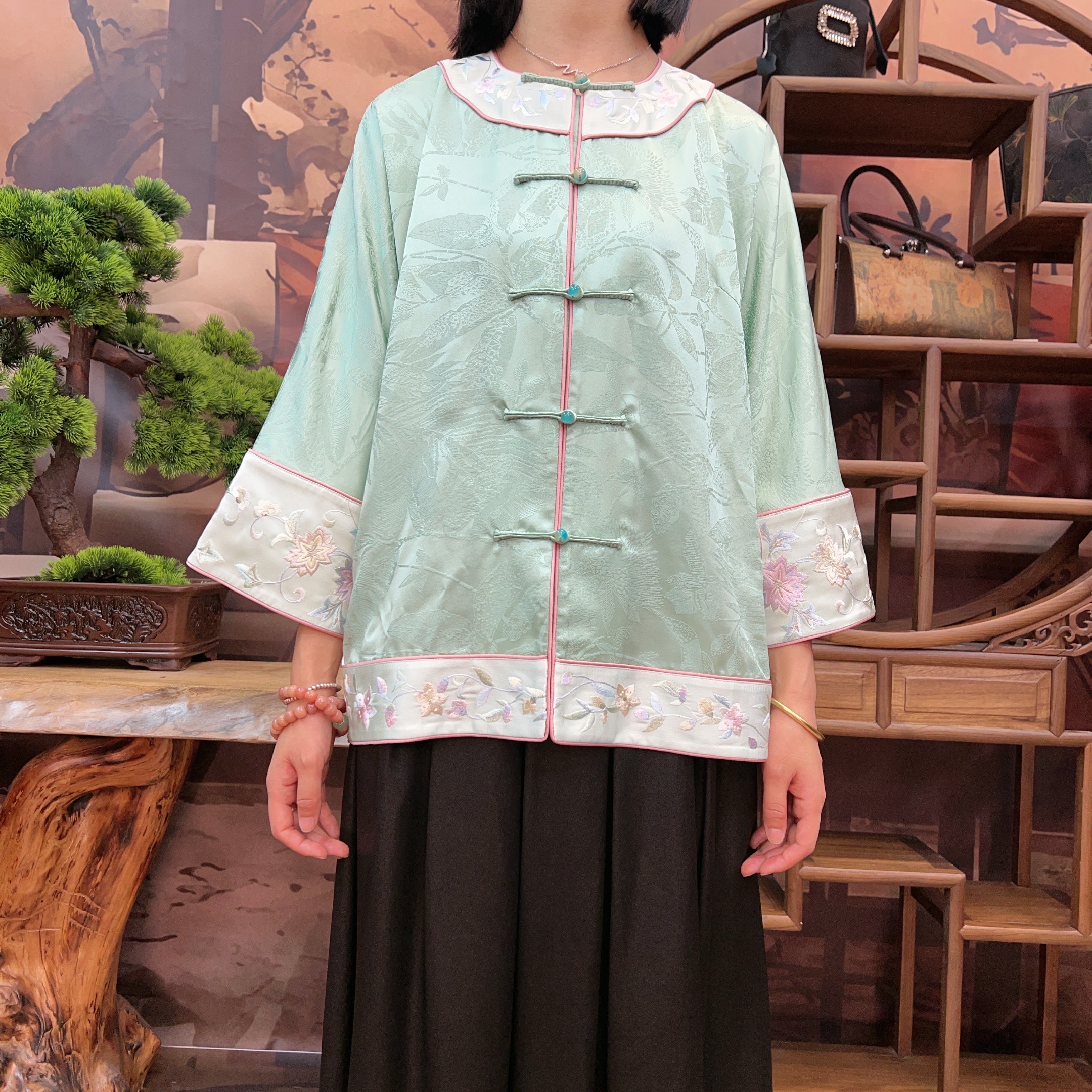 40姆米绿色大王缎枫叶提花如意马褂100桑蚕丝香云纱