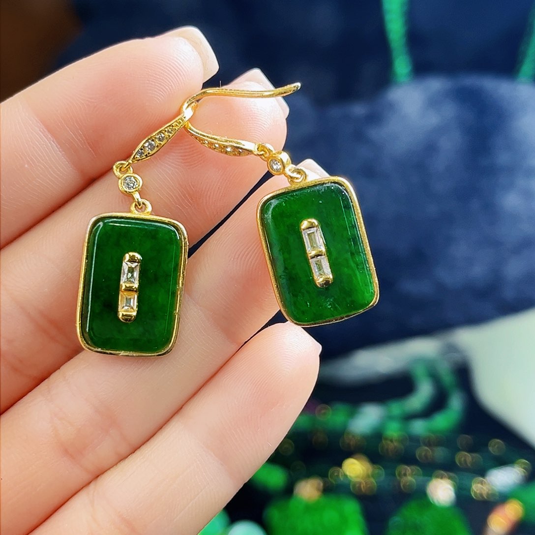 颈饰银S925镶嵌翡翠多样性