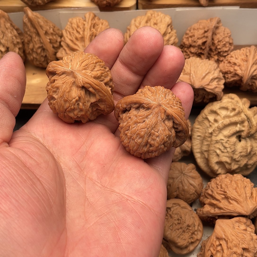 泓***件文玩核桃吊坠磨盘