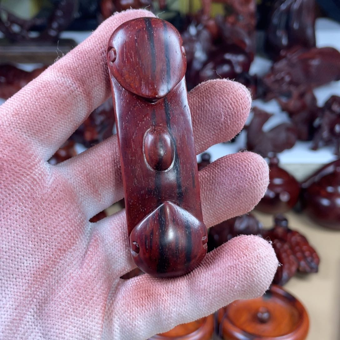 檀香紫檀（小叶紫檀）飞***?