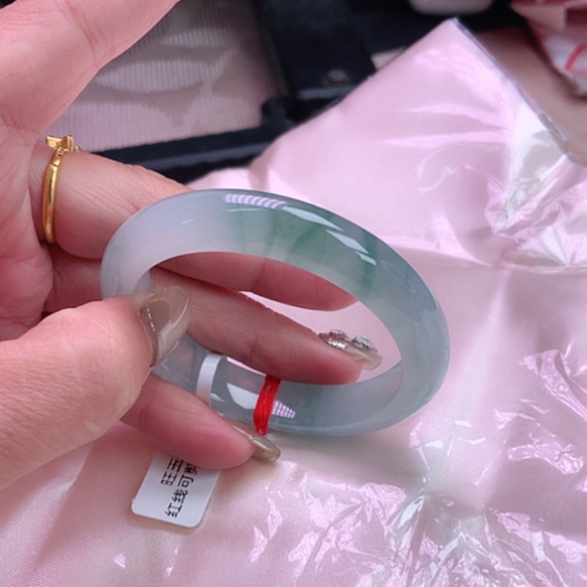 【闪购商品】翡翠手镯未镶嵌，