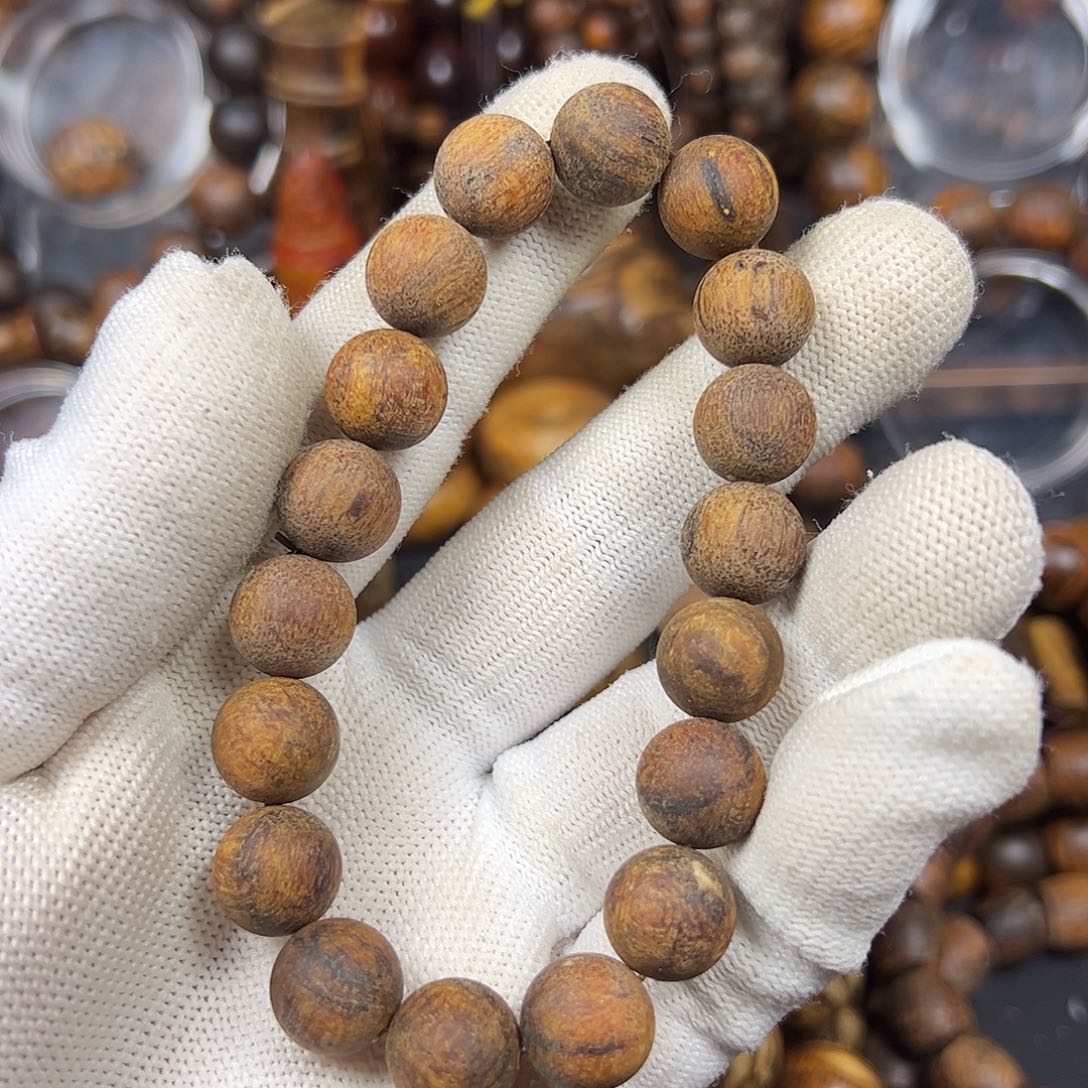 贡木12圆珠瑕疵手串定制