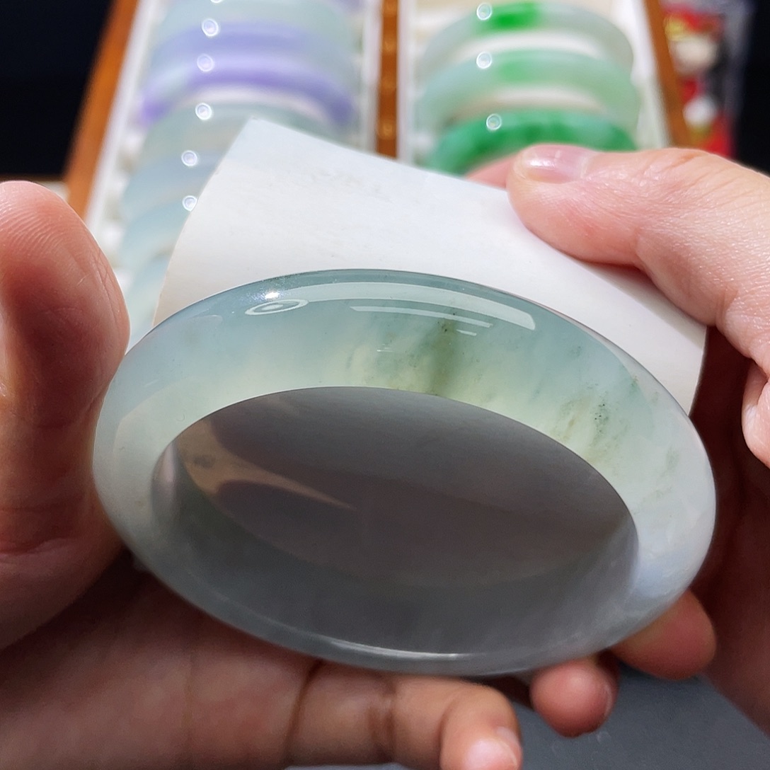 翡翠未镶嵌手镯57.7冰蓝