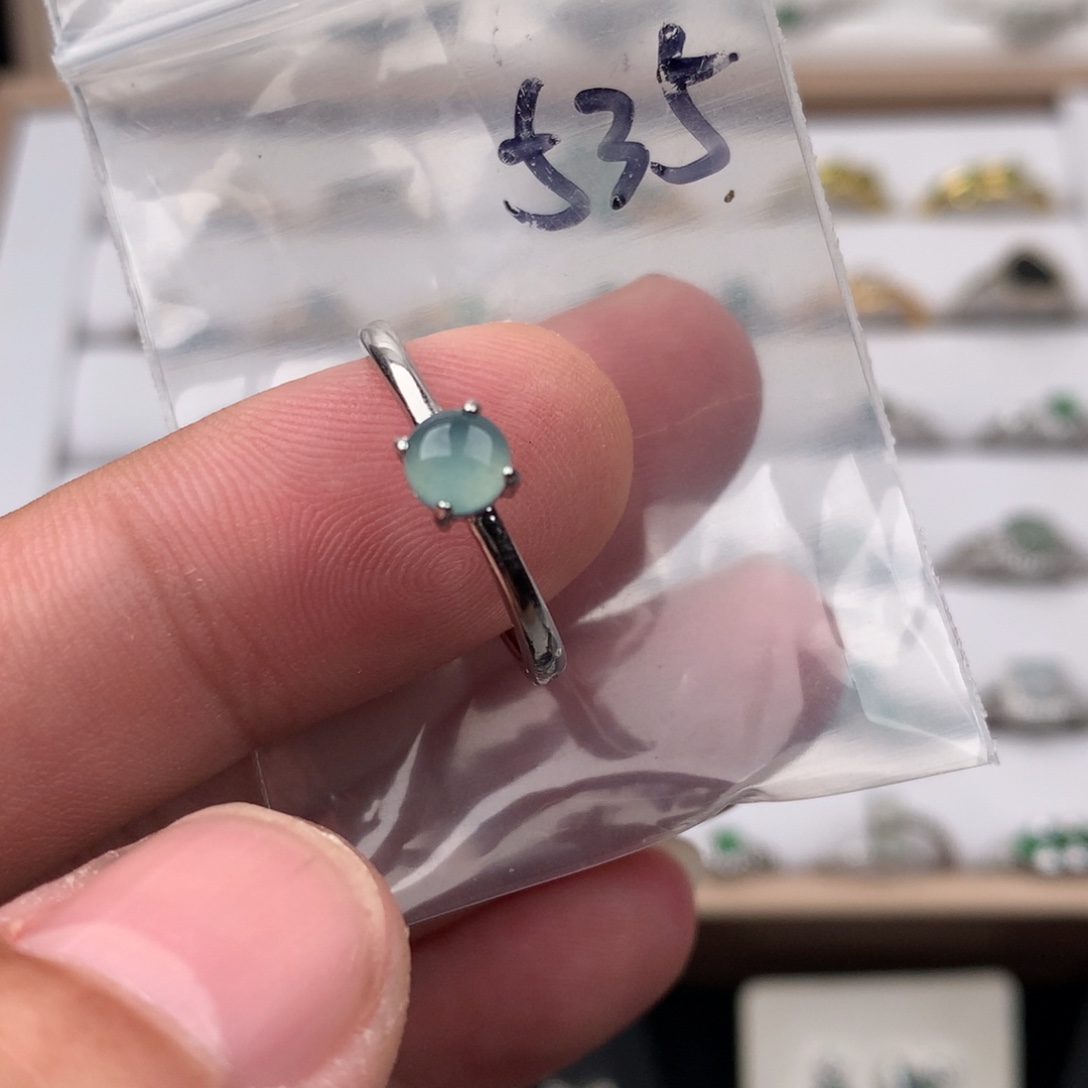 翡翠未镶嵌戒圈535