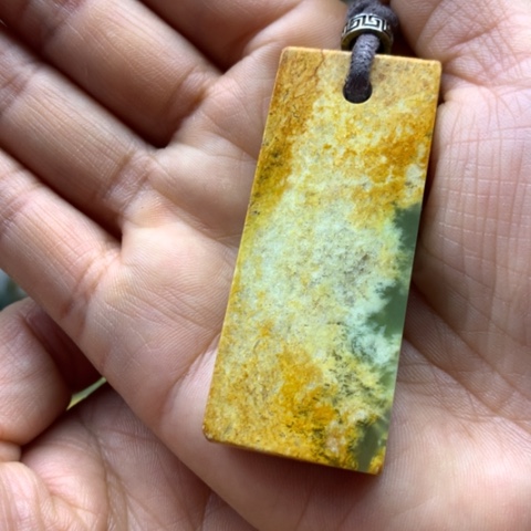 【闪购商品】未镶嵌岫岩河磨玉（透闪石质玉）挂件卍****卐
