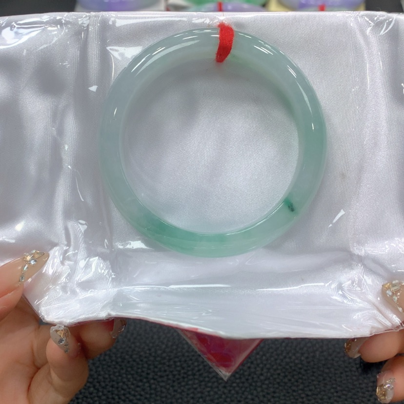 【闪购商品】翡翠手镯未镶嵌翡翠