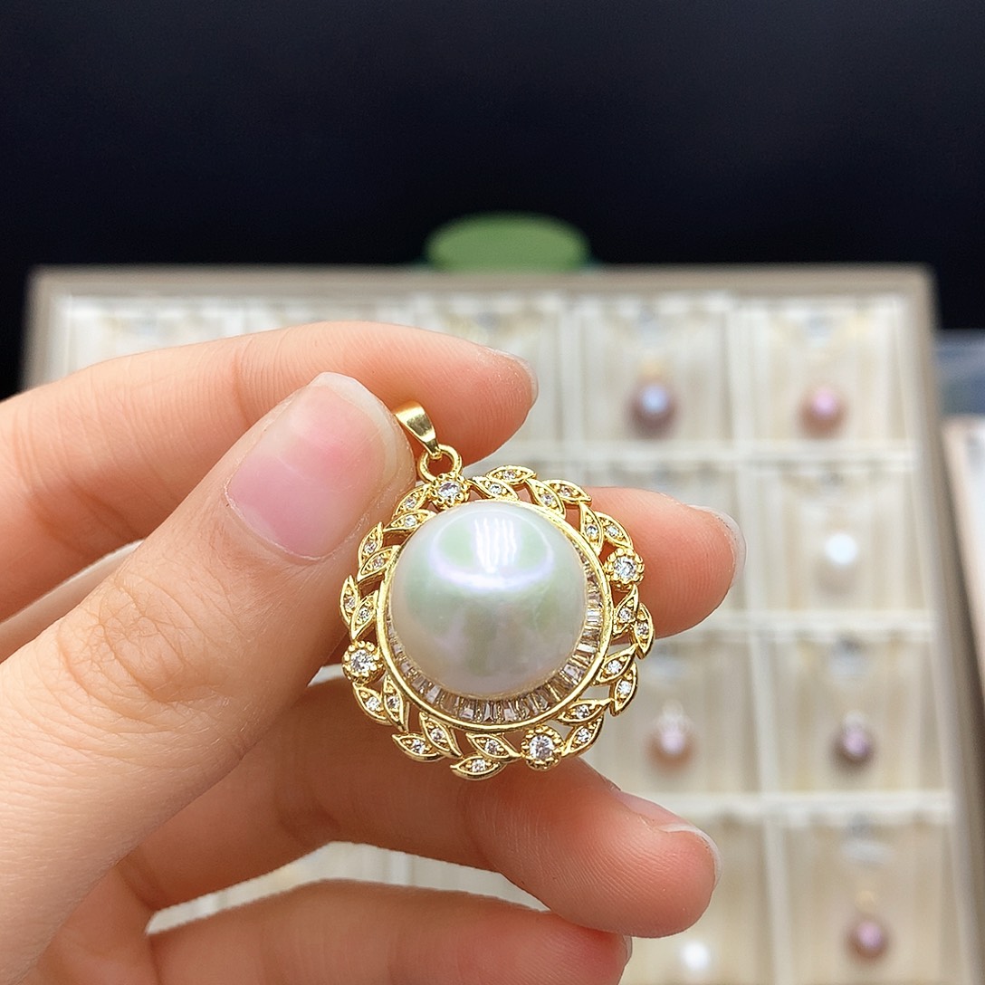 淡水珍珠颈饰合金