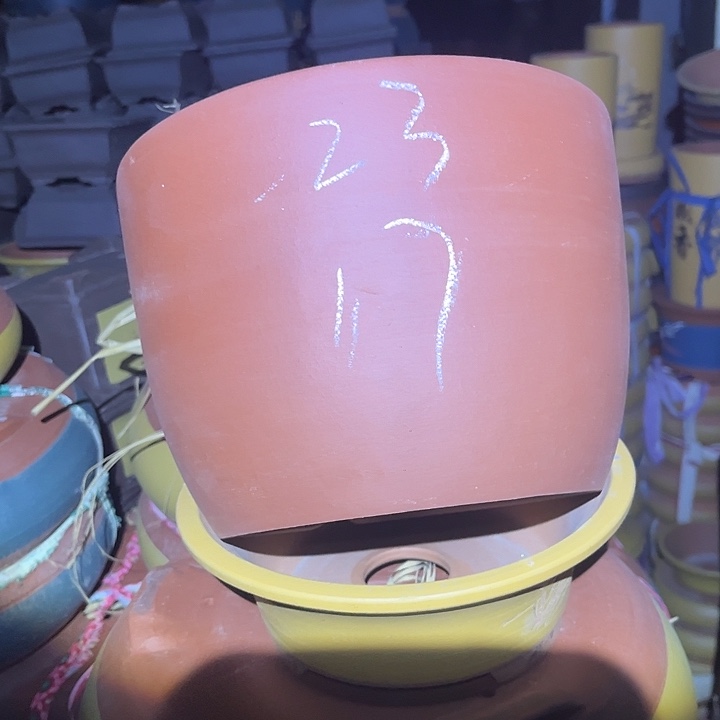 紫砂花盆紫砂花盆和小