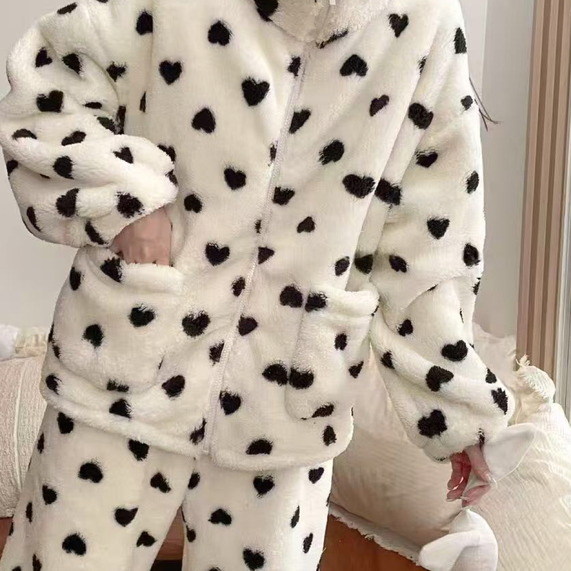 冬季加厚爱心波点珊瑚绒可外穿女士韩版可爱家居服套装