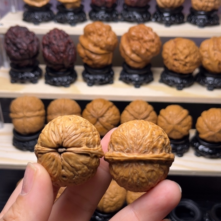 文玩核桃吊坠5w溜溜球37尺