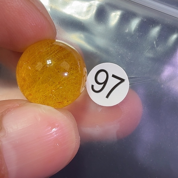 叽***喳水晶吊坠(不含链)未镶嵌