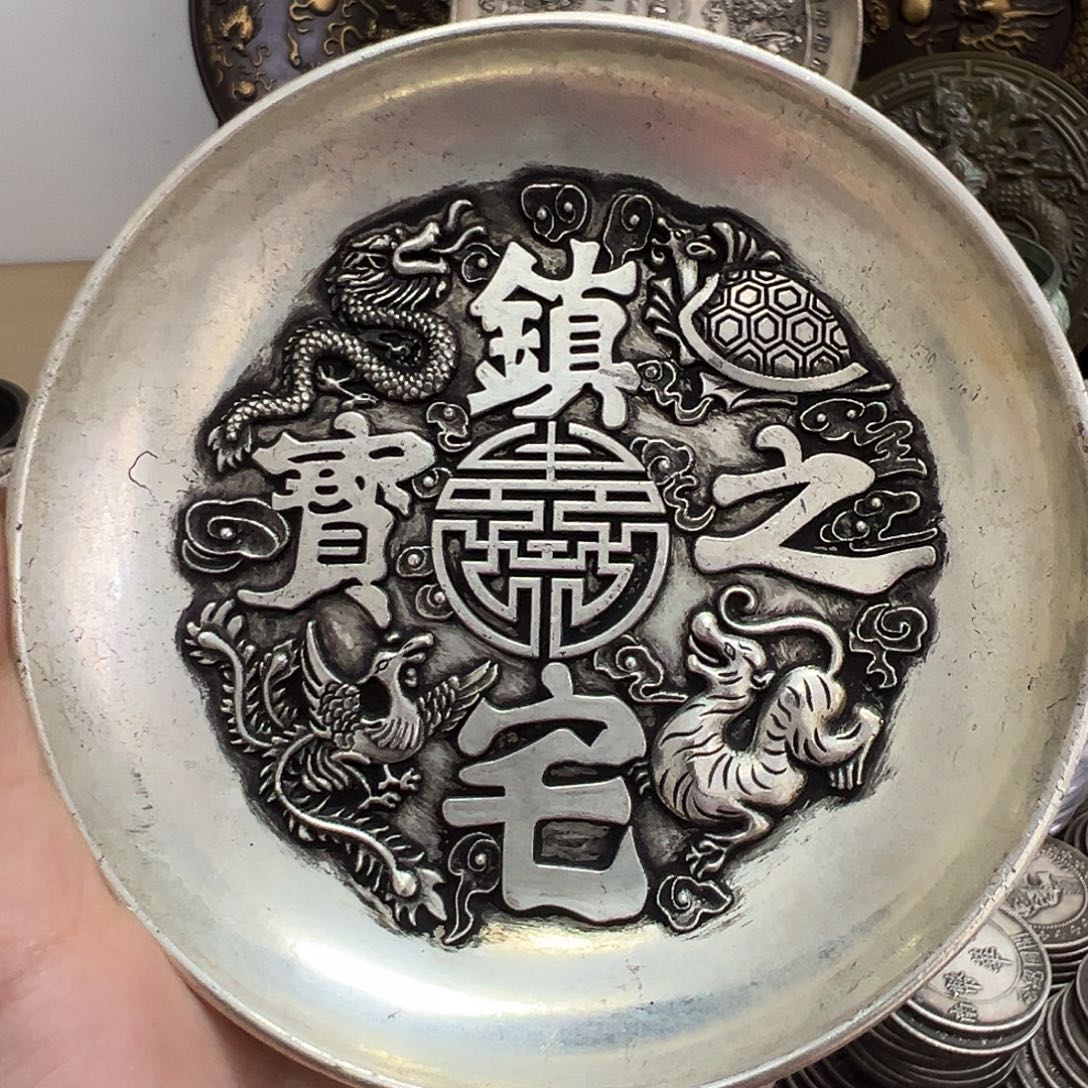 金属复古风格摆件