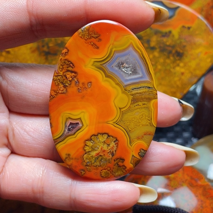 玛瑙/玉髓战国红玛瑙挂件未镶嵌