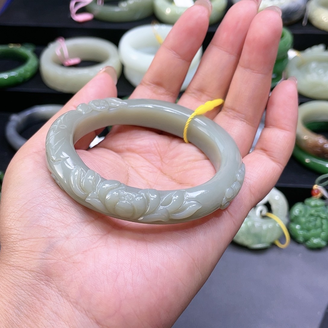 【闪购商品】和田玉手镯5859圈口59未镶嵌