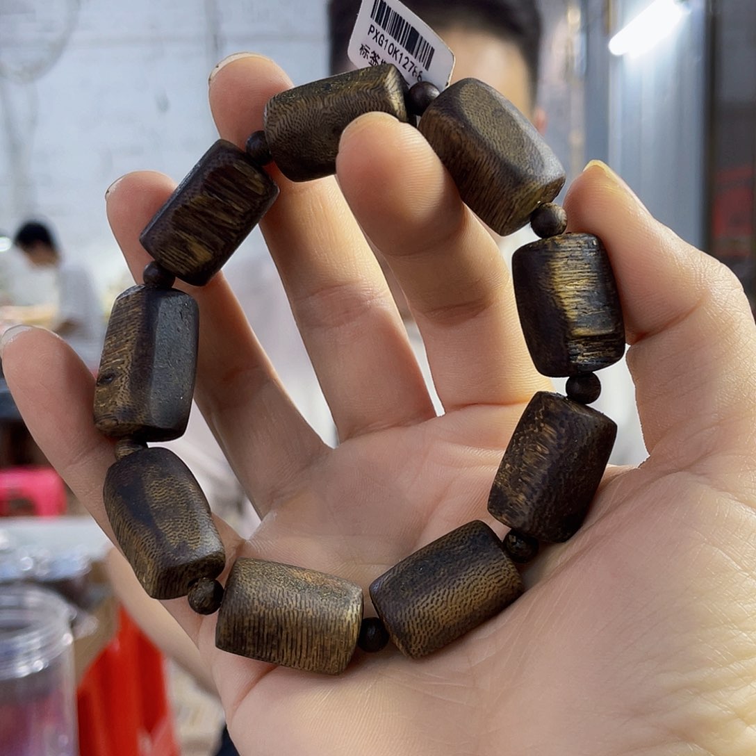 沉香手串棋楠乌油霸板头单圈1.3/17克多样性发一