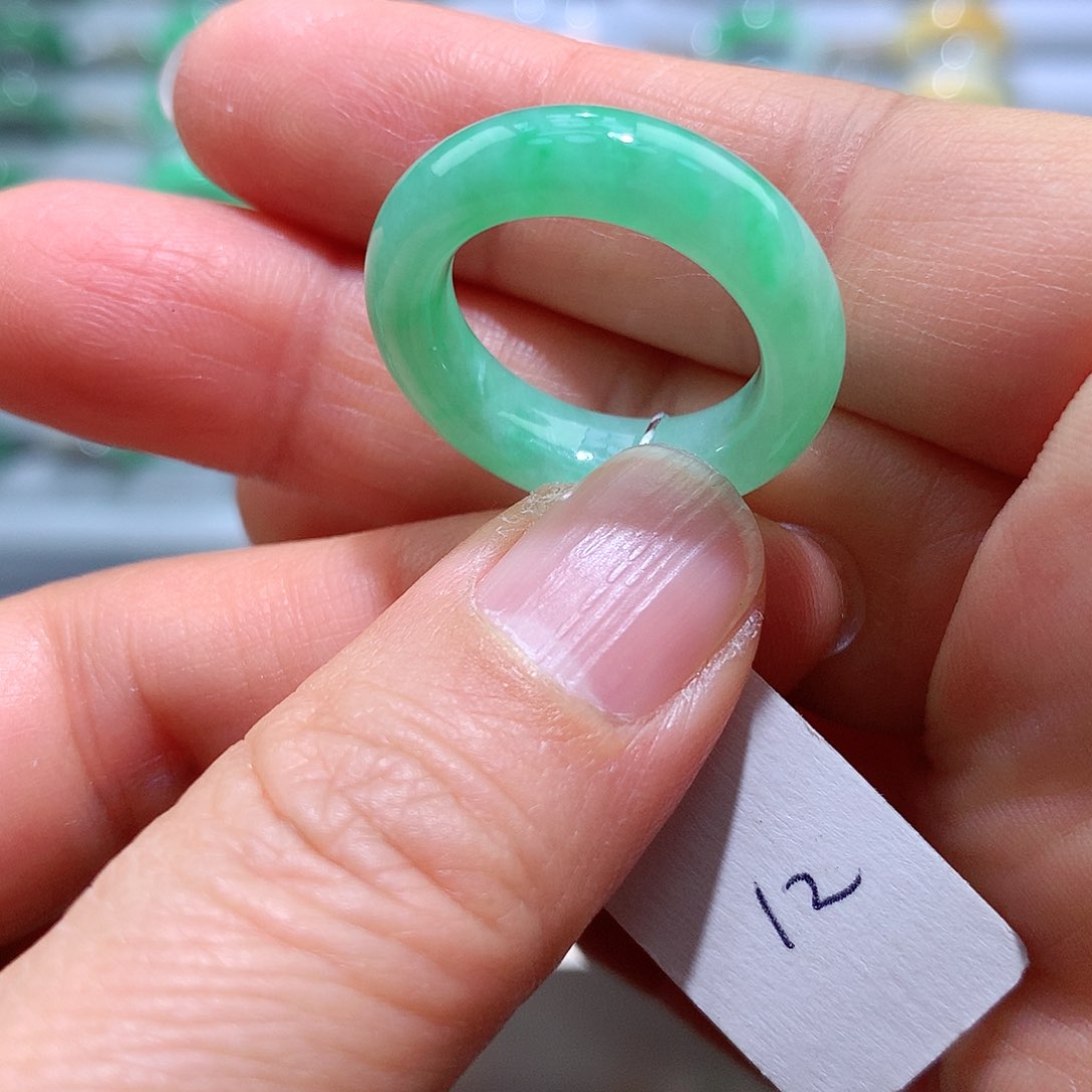 翡翠戒指未镶嵌12号
