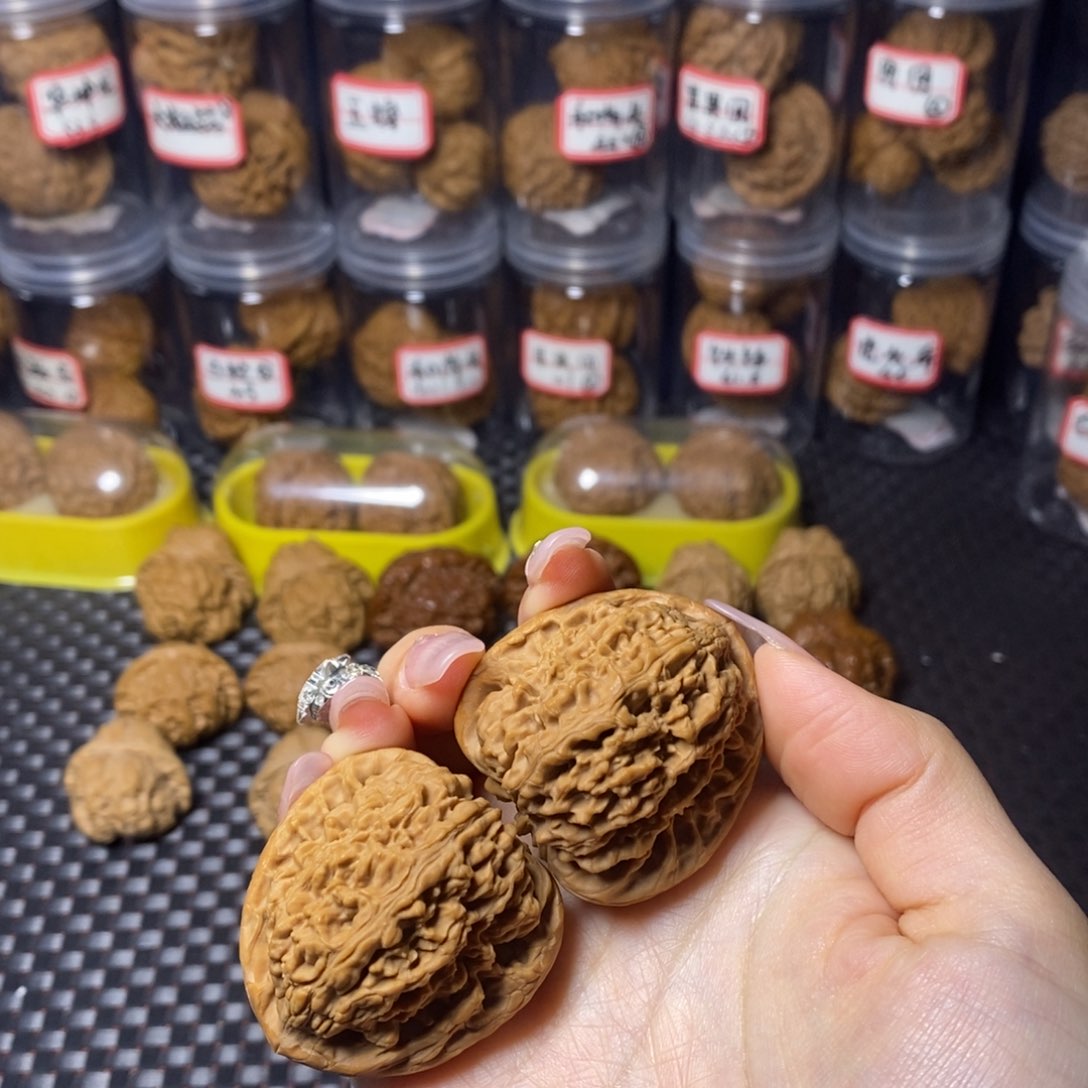 文玩核桃吊坠南疆石42
