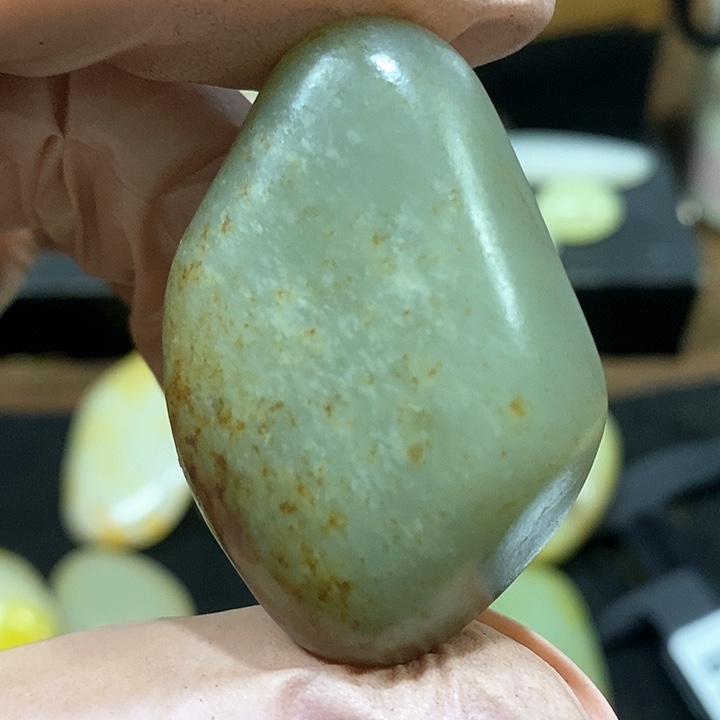 未镶嵌和田玉（糖玉）挂件