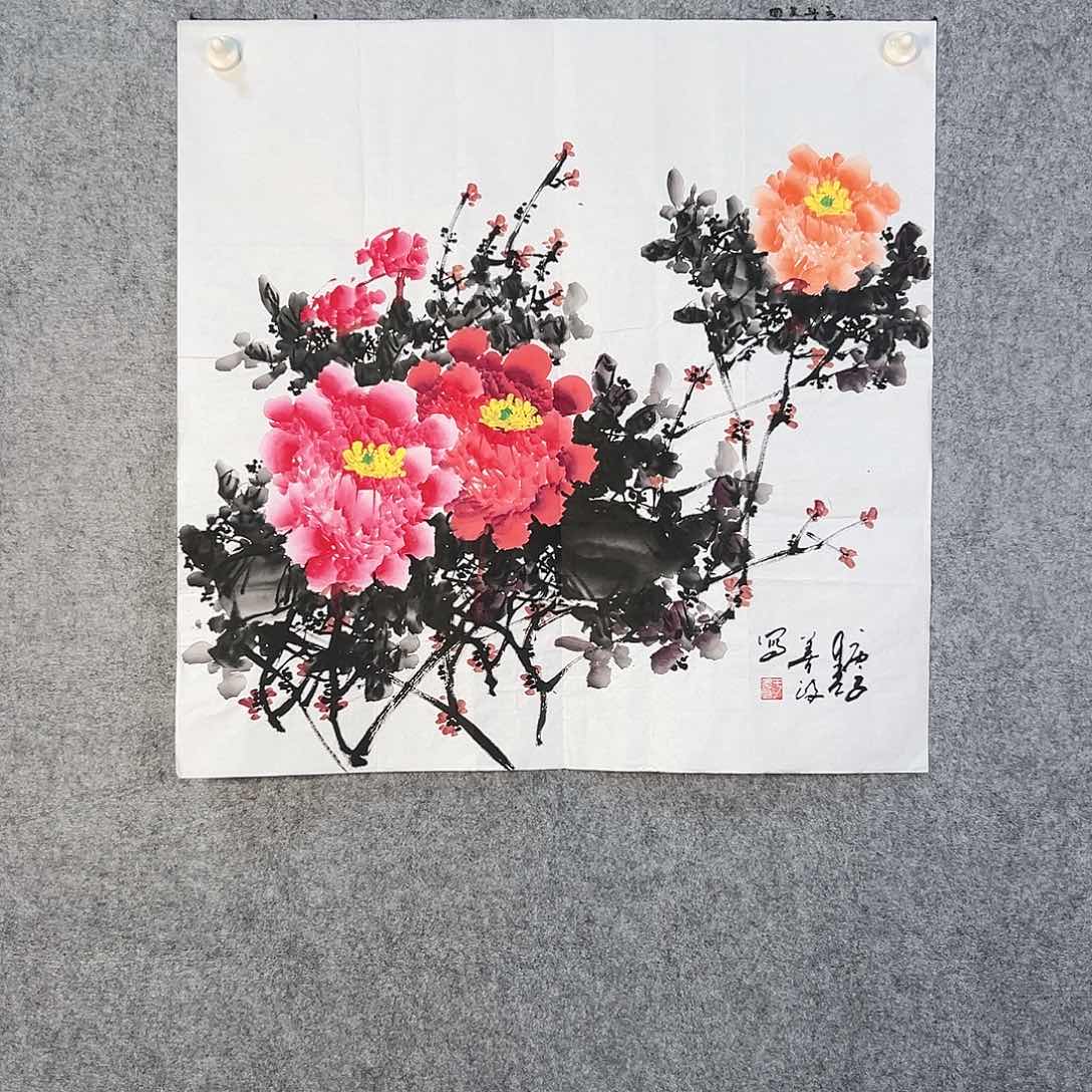 国画320 花鸟在树丛的中央是鸟