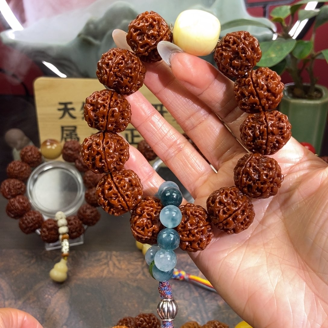 金刚菩提吊坠522。          