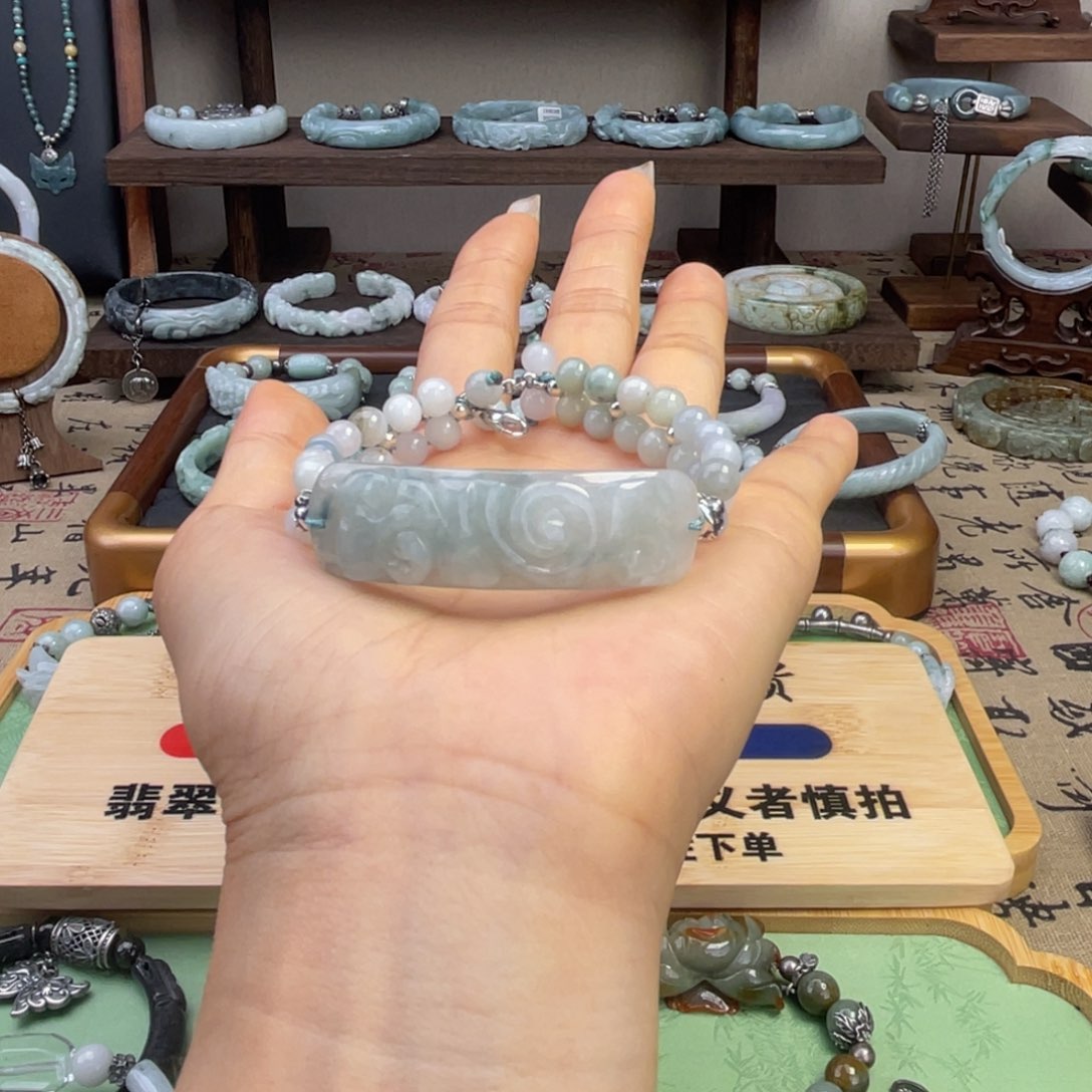 未镶嵌手链翡翠翡翠手链