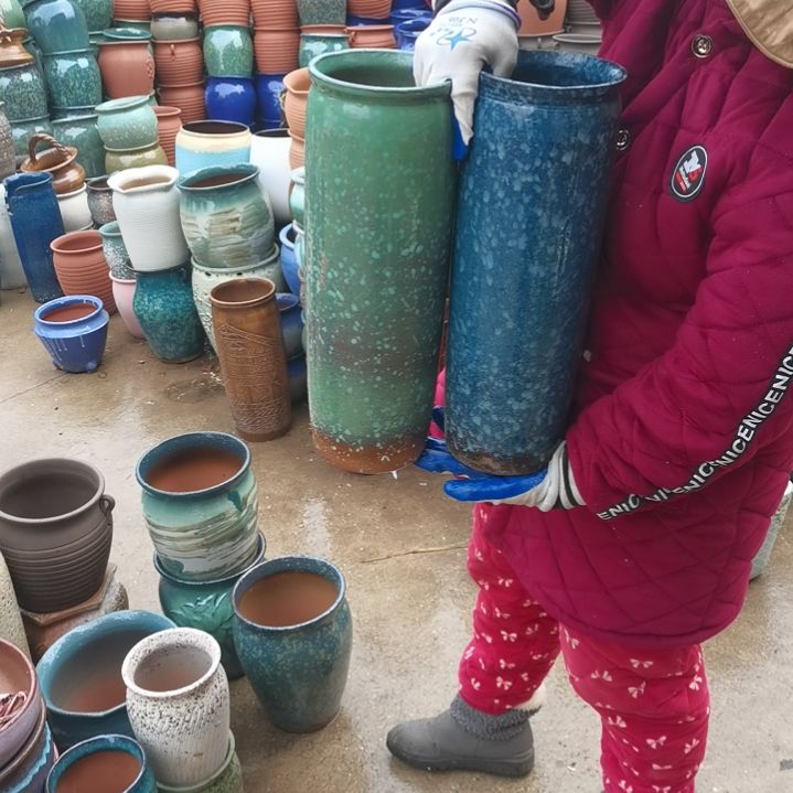 红陶瑕疵两个盆子