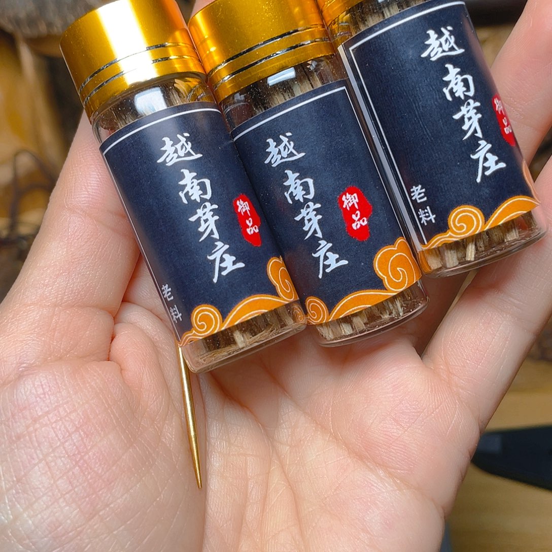 渔***行沉香越南芽庄片3瓶