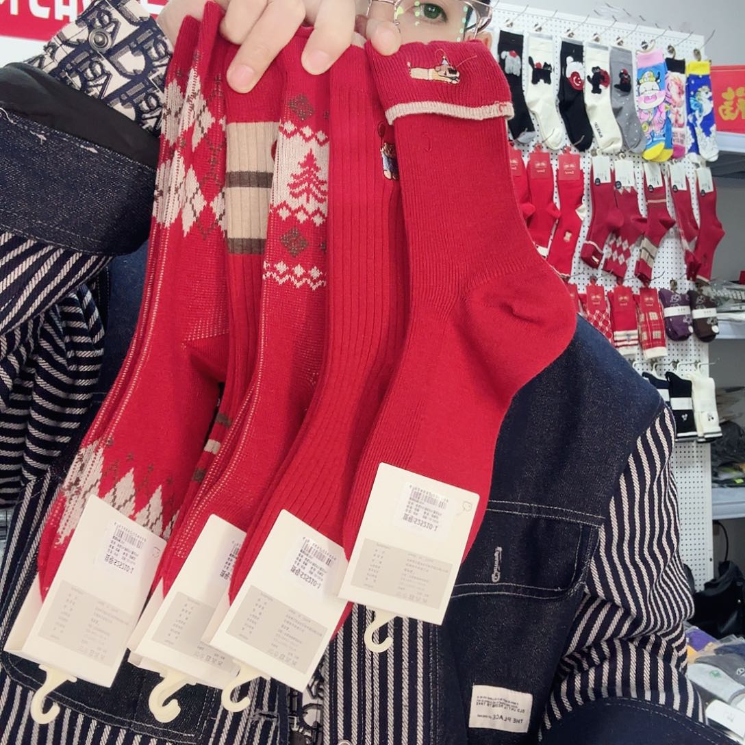 诗***懂三醋酯纤维红色羊毛袜5双