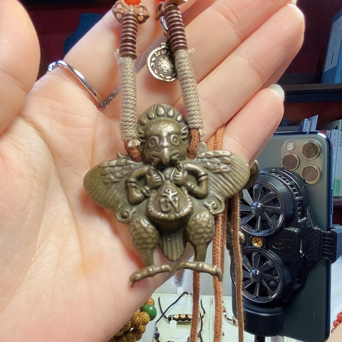 布艺铜合金大鹏挂件