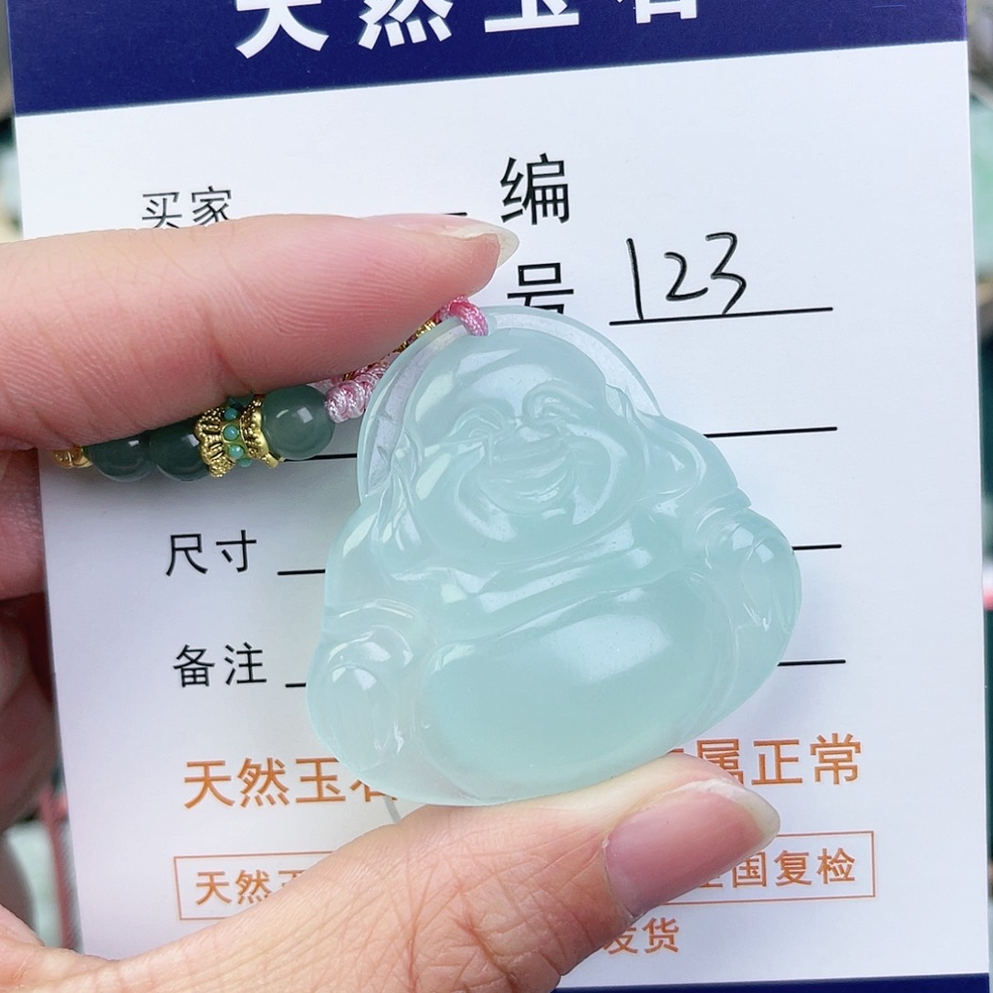 石英质玉颈饰未镶嵌佛公