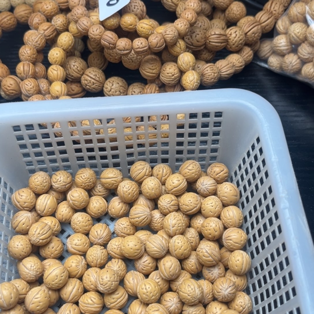 幽***灵文玩核桃吊坠小桃核散籽批发