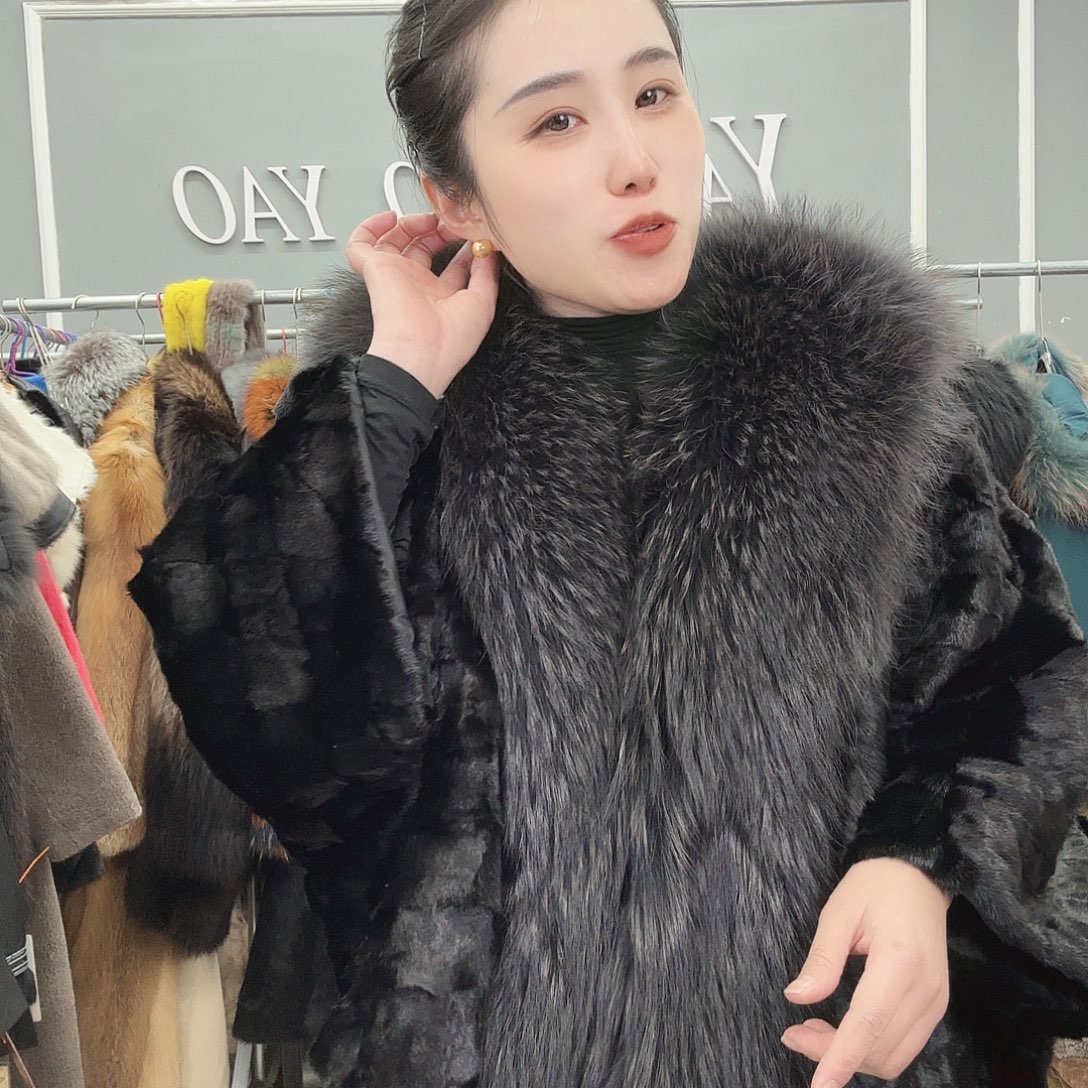 姚小妖家高端皮草