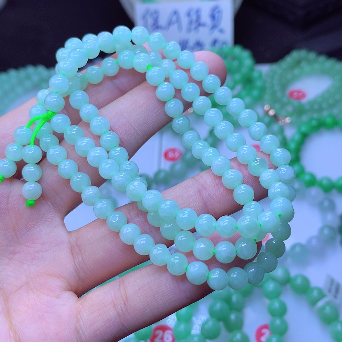 翡翠毛衣链未镶嵌