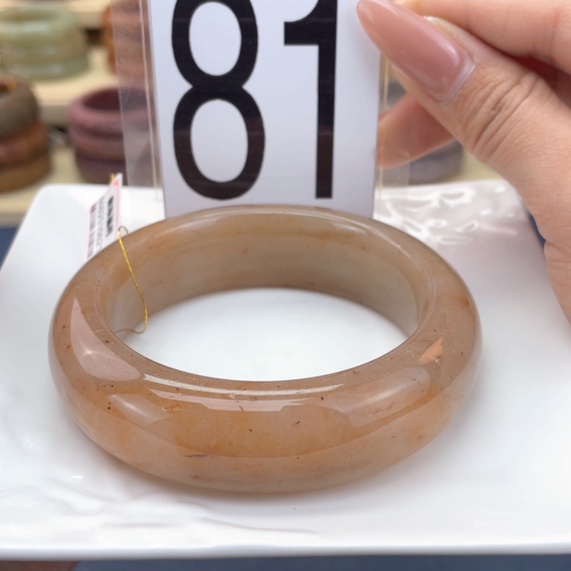 【闪购商品】石英质玉手镯未镶嵌