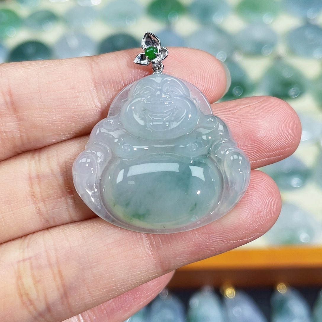 翡翠颈饰18K金镶嵌吊坠