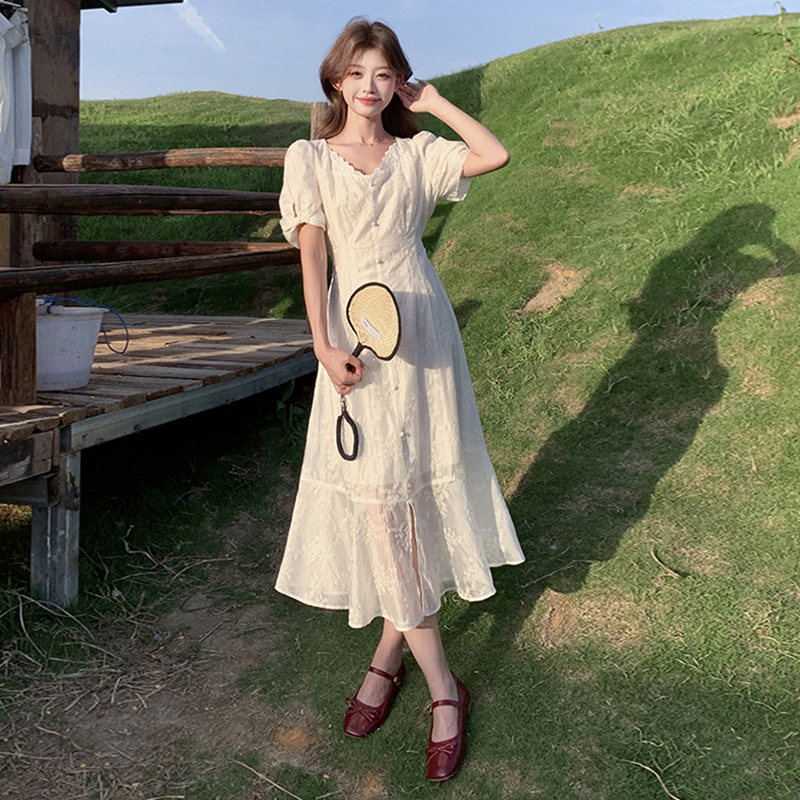 2025连衣裙女夏季新款法式气质高端刺绣收腰显瘦裙子拼接蕾丝长裙