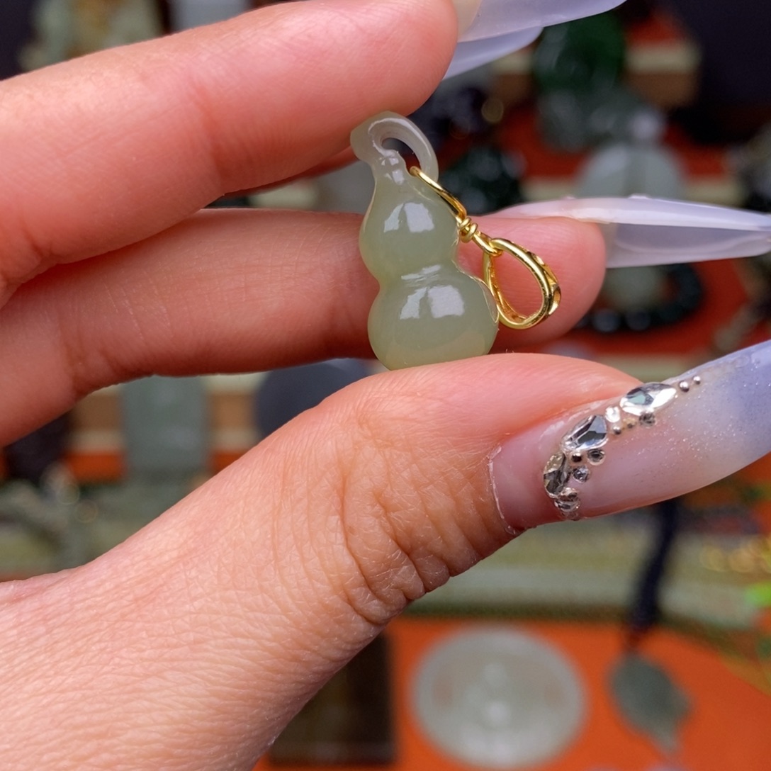 和田玉颈饰未镶嵌穿绳需备注