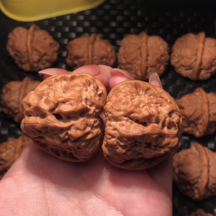 哎***喂把件文玩核桃蛙王