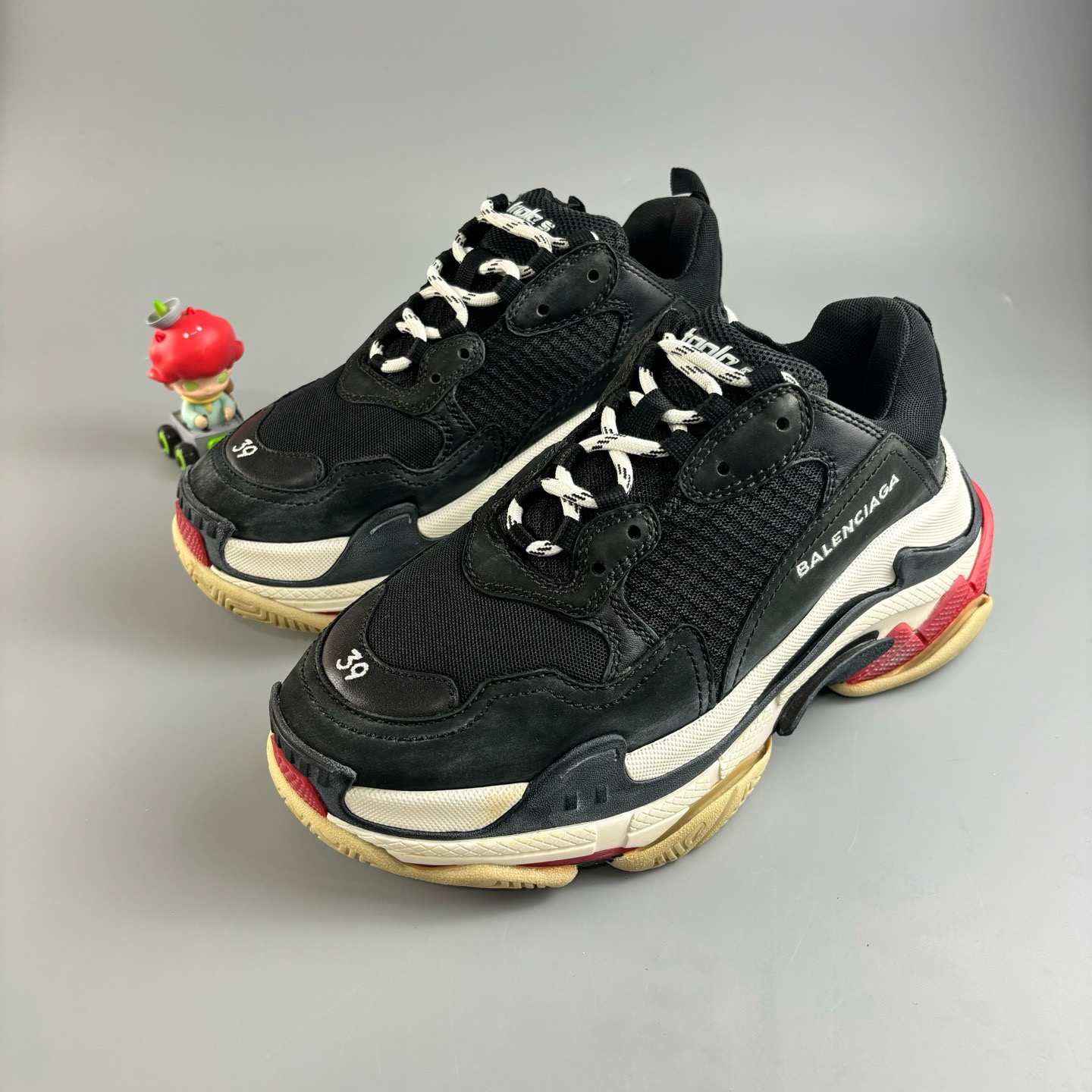 99新 Balenciaga/巴黎世家 Triple S黑白系带休闲鞋 39码 YLP3059