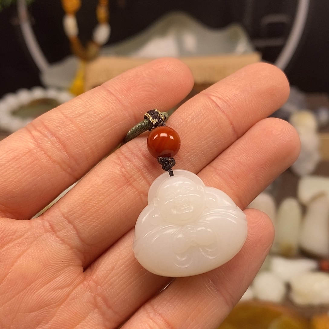 和田玉颈饰未镶嵌冰***雪