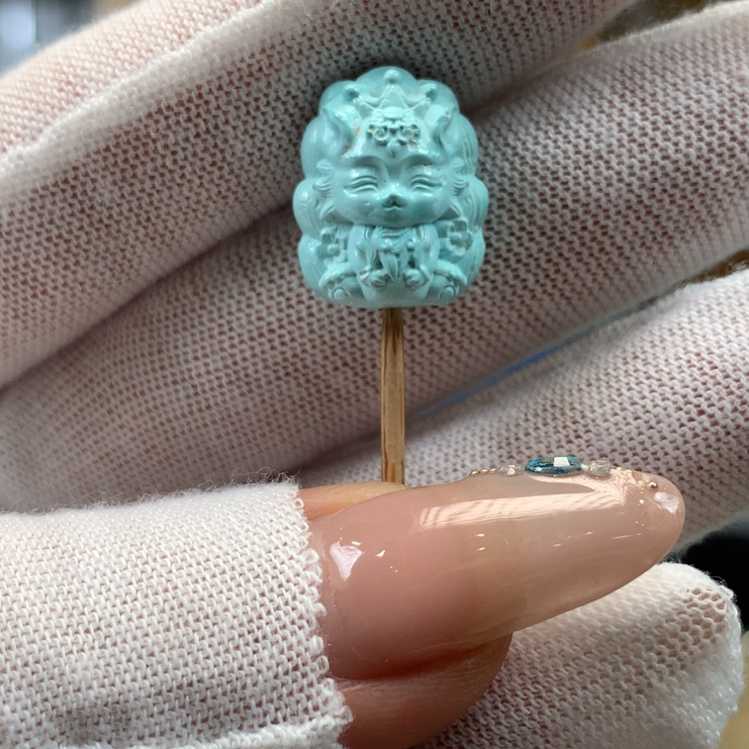 绿松石未镶嵌挂件