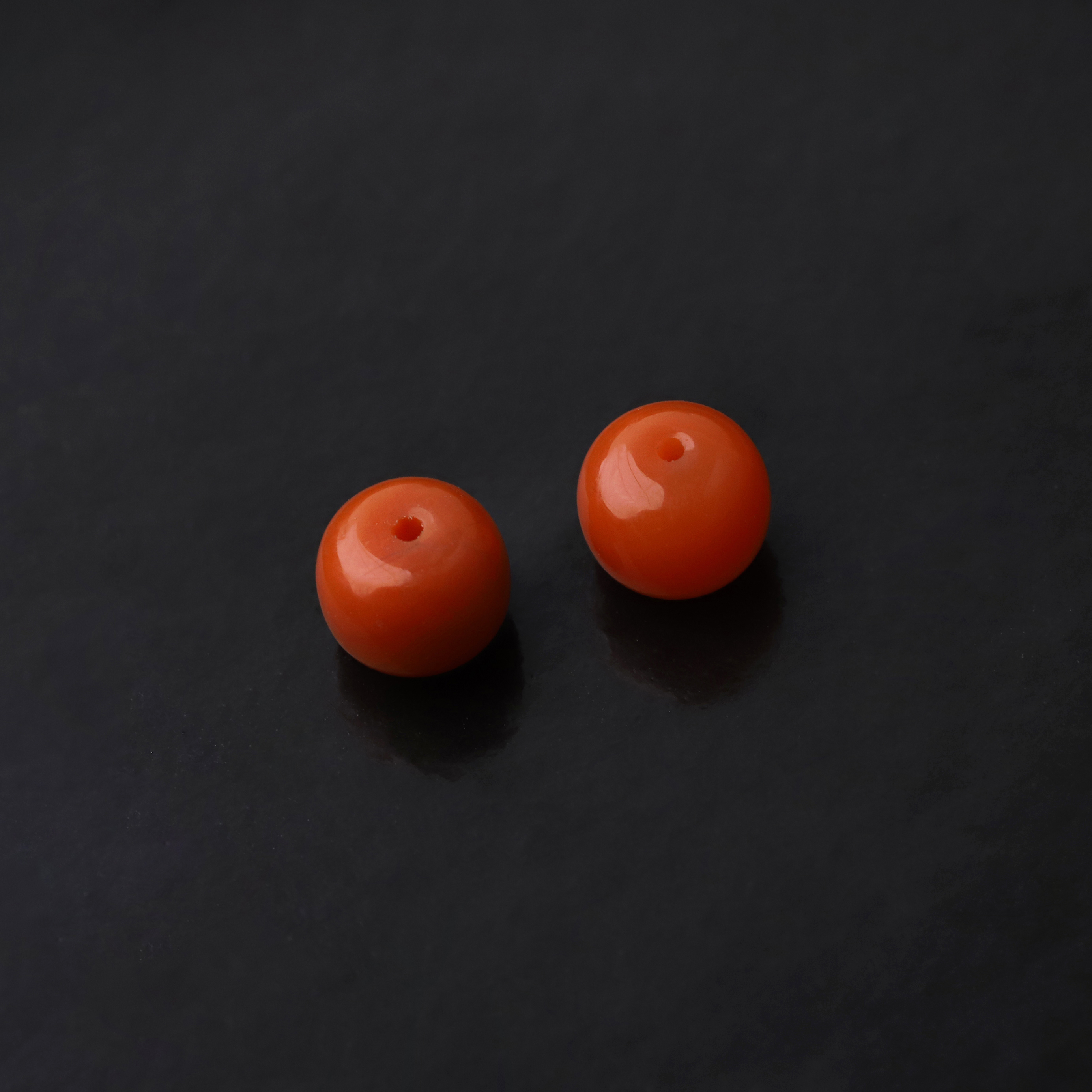 S5604 板王级满肉满色杮子红南红老型对珠文玩配饰