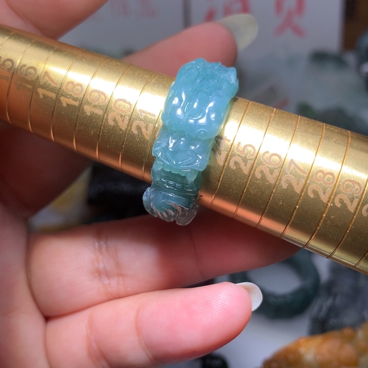 翡翠颈饰未镶嵌保真天然A货翡翠