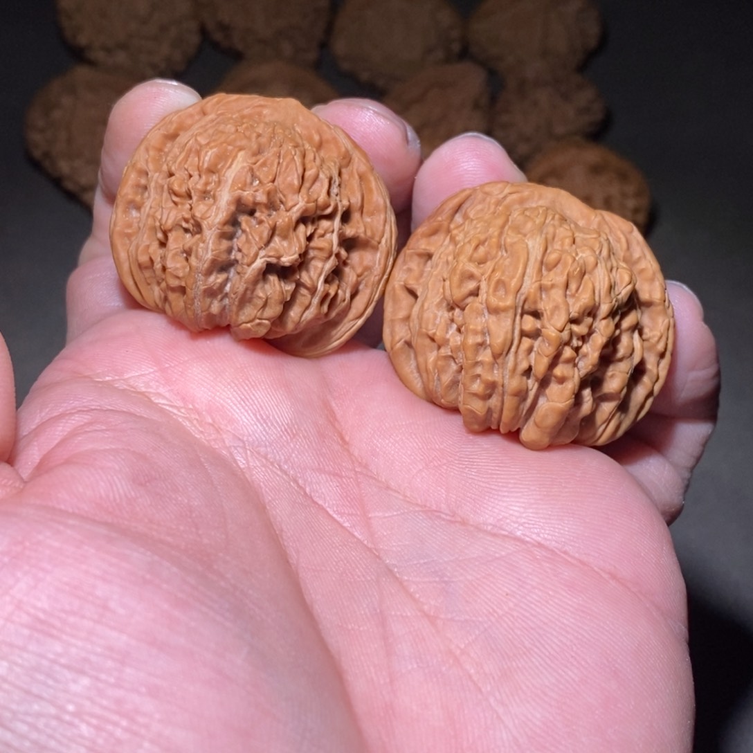 文玩核桃吊坠楼子