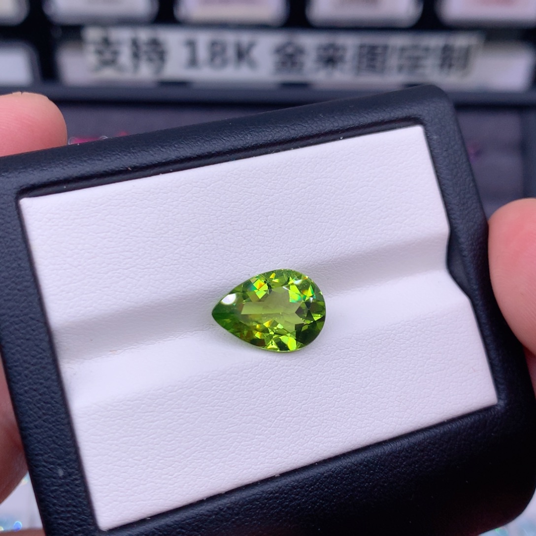 橄榄石珠宝奇石未镶嵌4.61克拉