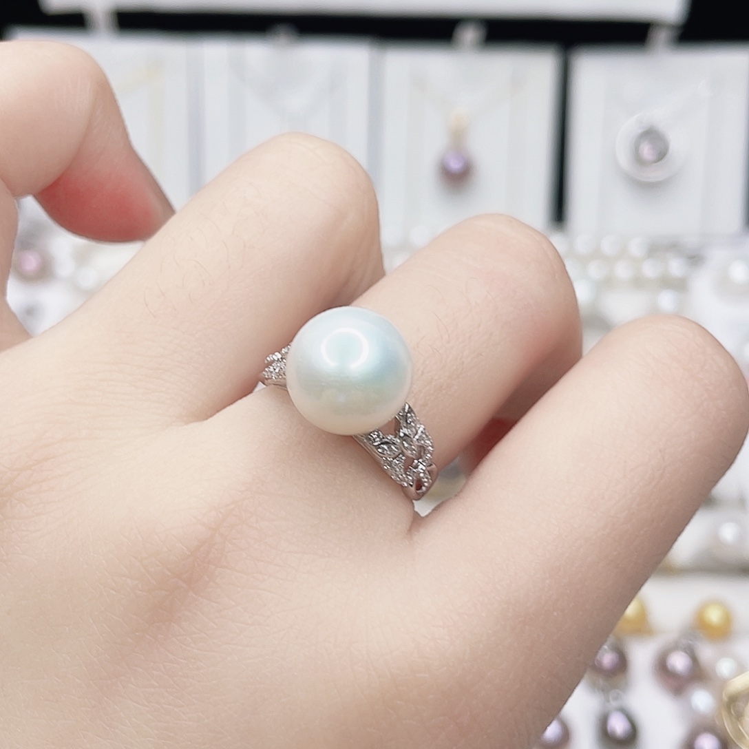 潘***n银S925镶嵌淡水珍珠吊坠(赠链)