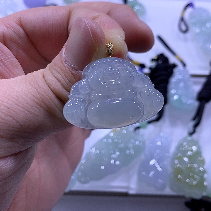 翡翠颈饰18K金镶嵌天然翡翠A货吊坠