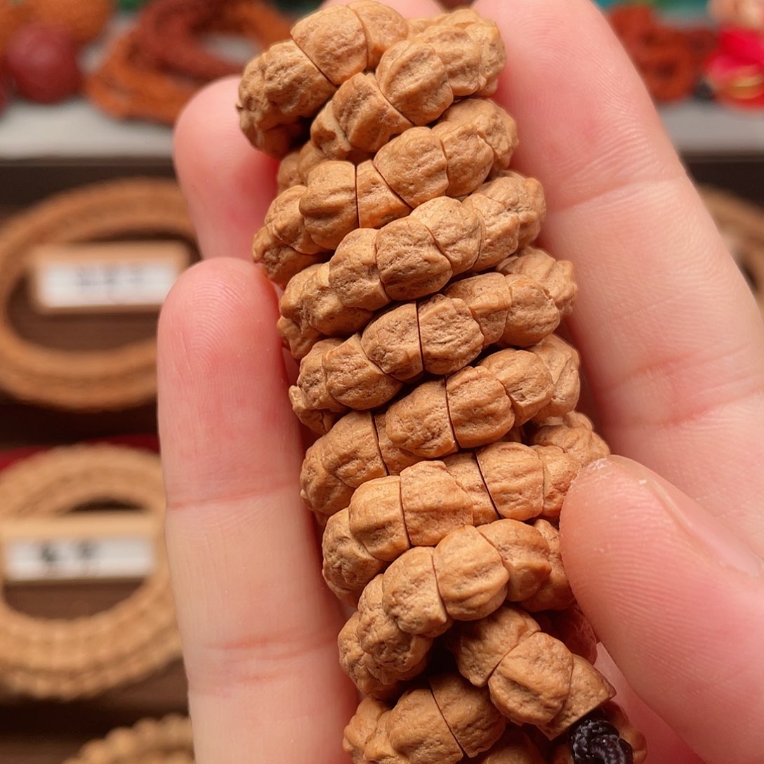 柏香籽/百香籽吊坠油皮大肠