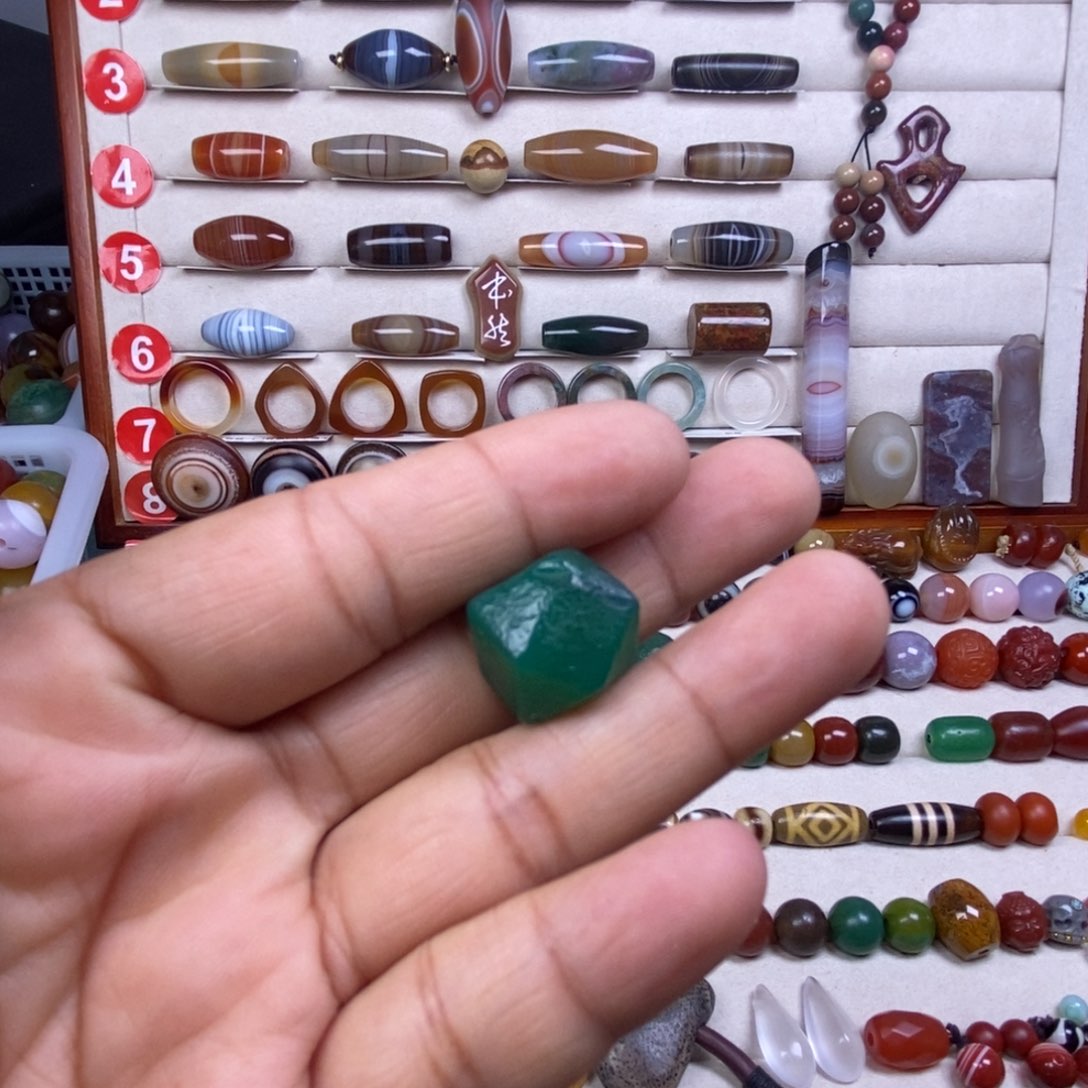 玛瑙/玉髓珠宝奇石未镶嵌