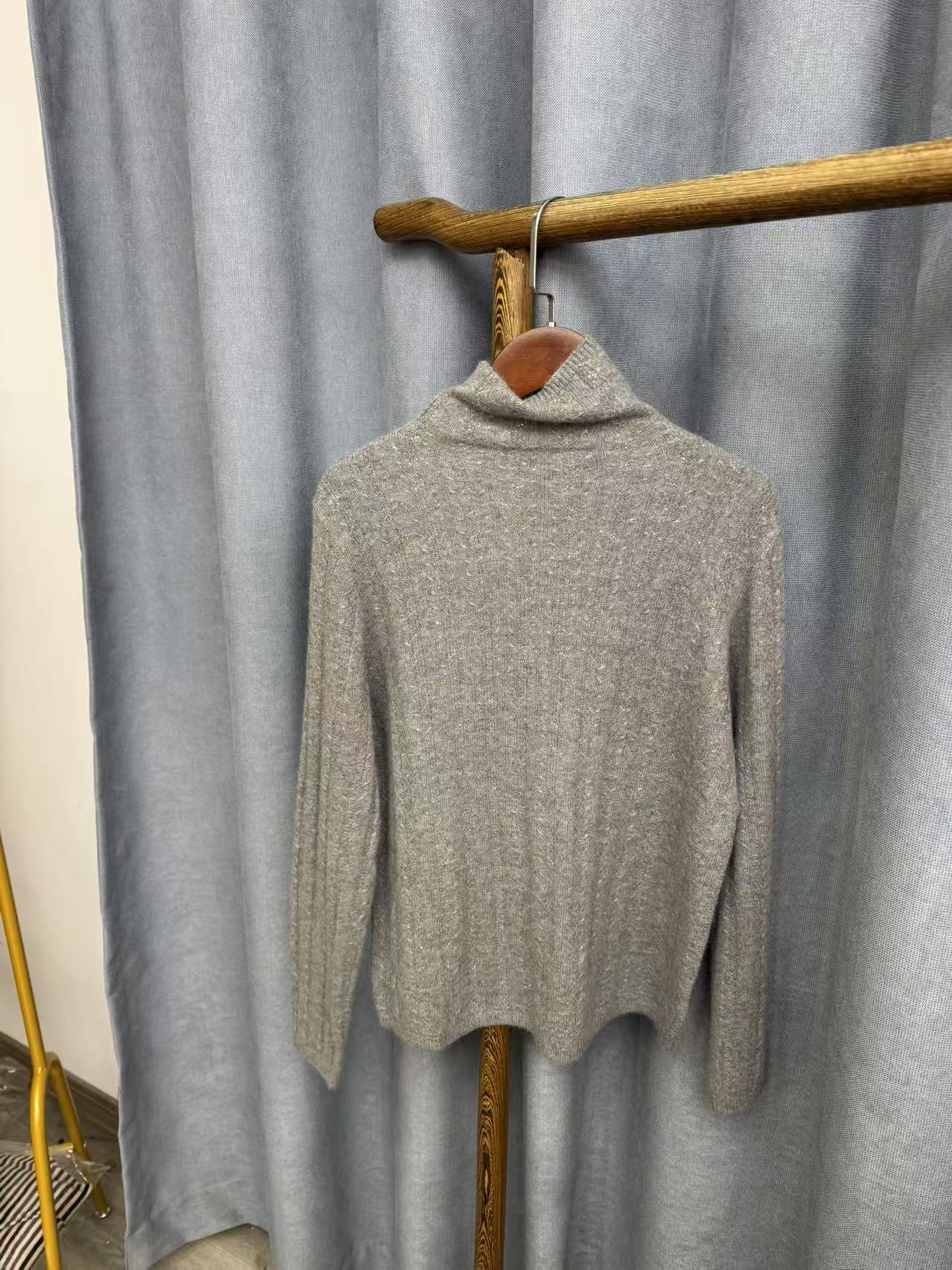 2025秋季新款休闲时尚圆领毛衣女H143